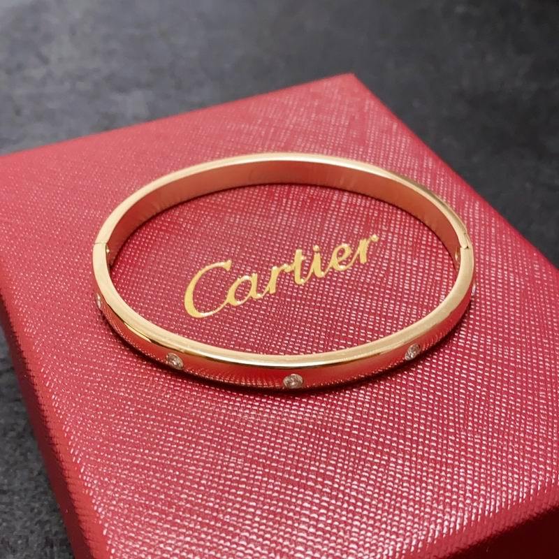 Cartier Bracelets 31